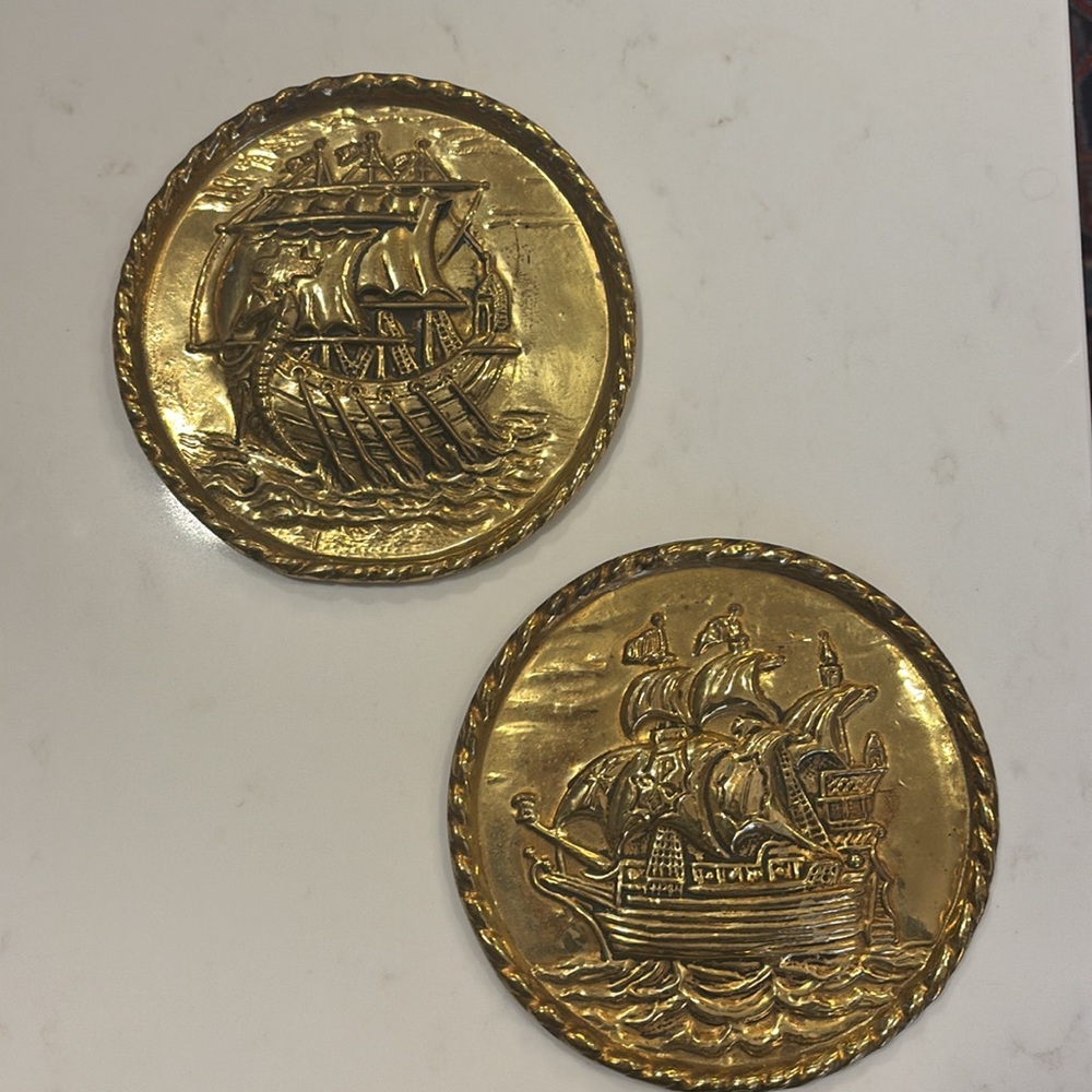 PEERAGE BRASS from England, vintage plates, set of 2, 6.5 inches lightweight